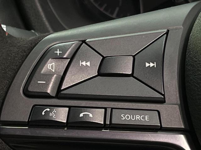 ノート ニスモ 純正ナビ バックカメラ エマージェンシーブレーキ 禁煙車 コーナーセンサー スマートキー LEDヘッド ETC オートマチックハイビーム 車線逸脱警報 誤発進抑制機能 オートライト オートエアコン(52枚目)