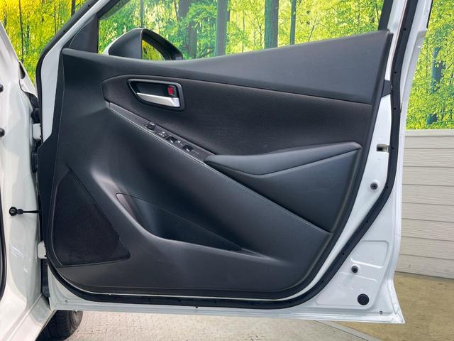 MAZDA2 15Sプロアクティブ スマートエディションII 8型マツダコネクト 全周囲カメラ スマートブレーキサポート レーダークルーズ 禁煙車 シートヒーター コーナーセンサー スマートキー LEDヘッド ETC オートマチックハイビーム 車線逸脱警報(44枚目)