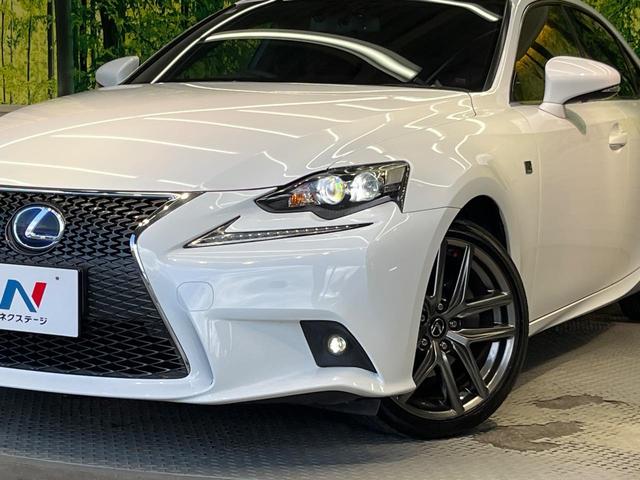 IS IS300h Fスポーツ 純正ナビ バックカメラ 禁煙車 レザーシート 前席シートエアコン スマートキー LEDヘッド ビルトインETC クルコン オートライト デュアルエアコン 純正18インチアルミ Bluetooth CD(13枚目)