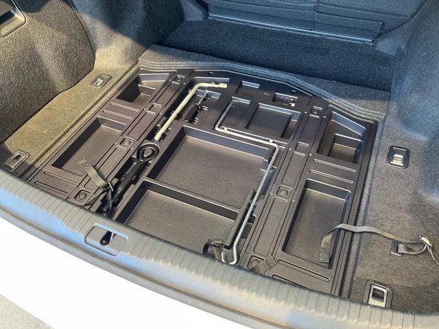 IS IS300h Fスポーツ 純正ナビ バックカメラ 禁煙車 レザーシート 前席シートエアコン スマートキー LEDヘッド ビルトインETC クルコン オートライト デュアルエアコン 純正18インチアルミ Bluetooth CD(72枚目)