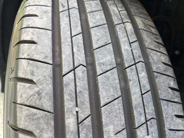 アルファードハイブリッド Z ガラスルーフ 後席モニター 14型ナビ サイドカメラ バックカメラ 衝突被害軽減システム 100V電源 レーダークルーズ 禁煙車 電動リアゲート ハーフレザーシート 前席シートエアコン(33枚目)