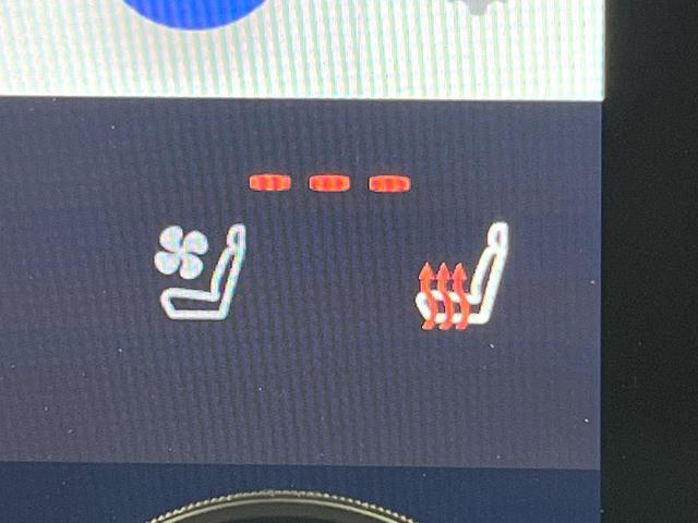 アルファードハイブリッド Z ガラスルーフ 後席モニター 14型ナビ サイドカメラ バックカメラ 衝突被害軽減システム 100V電源 レーダークルーズ 禁煙車 電動リアゲート ハーフレザーシート 前席シートエアコン(44枚目)