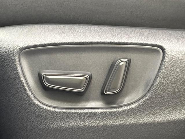 アルファードハイブリッド Ｚ　ガラスルーフ　両側電動スライド　純正１４型ナビ　フリップダウン　全周囲カメラ　ＡＣ１００Ｖ電源　プリクラッシュセーフテ　レーダークルーズ　禁煙車　パワーバックドア　ハーフレザーシート　シートヒーター（45枚目）