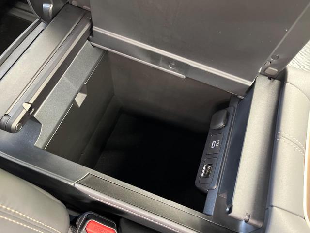 アルファードハイブリッド Ｚ　ガラスルーフ　両側電動スライド　純正１４型ナビ　フリップダウン　全周囲カメラ　ＡＣ１００Ｖ電源　プリクラッシュセーフテ　レーダークルーズ　禁煙車　パワーバックドア　ハーフレザーシート　シートヒーター（59枚目）