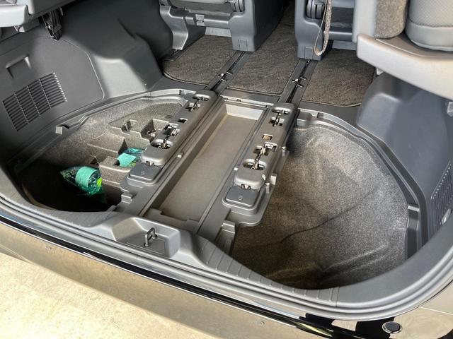 アルファードハイブリッド Ｚ　ガラスルーフ　両側電動スライド　純正１４型ナビ　フリップダウン　全周囲カメラ　ＡＣ１００Ｖ電源　プリクラッシュセーフテ　レーダークルーズ　禁煙車　パワーバックドア　ハーフレザーシート　シートヒーター（61枚目）
