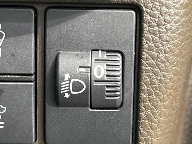 N-BOX L 電動スライドドア 純正SDナビ バックカメラ 衝突被害軽減システム レーダークルーズ 禁煙車 コーナーセンサー スマートキー LEDヘッド ビルトインETC オートハイビーム 車線逸脱警報(52枚目)