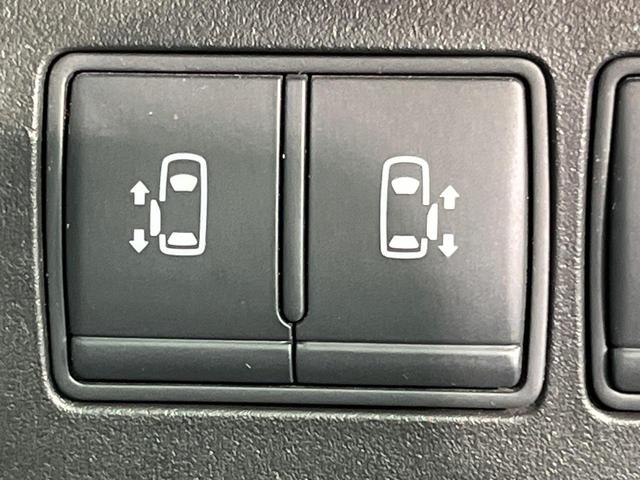 セレナ ハイウェイスター Vセレクション 両側電動ドア 純正SDナビ 禁煙車 スマートキー ビルトインETC クルコン オートライト オートエアコン 純正16インチアルミ リアエアコン Bluetooth CD DVD再生 フルセグ(4枚目)