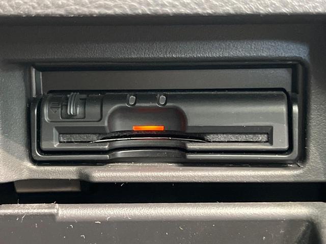 セレナ ハイウェイスター Vセレクション 両側電動ドア 純正SDナビ 禁煙車 スマートキー ビルトインETC クルコン オートライト オートエアコン 純正16インチアルミ リアエアコン Bluetooth CD DVD再生 フルセグ(6枚目)