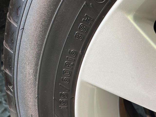 セレナ ハイウェイスター Vセレクション 両側電動ドア 純正SDナビ 禁煙車 スマートキー ビルトインETC クルコン オートライト オートエアコン 純正16インチアルミ リアエアコン Bluetooth CD DVD再生 フルセグ(33枚目)