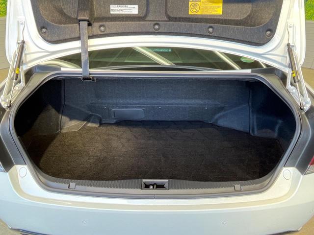 クラウンハイブリッド アスリートS 純正ナビ バックカメラ プリクラッシュセーフティ レーダークルーズ 禁煙車 シートヒーター コーナーセンサー スマートキー LEDヘッド ETC 車線逸脱警報 オートライト デュアルオートエアコン(10枚目)