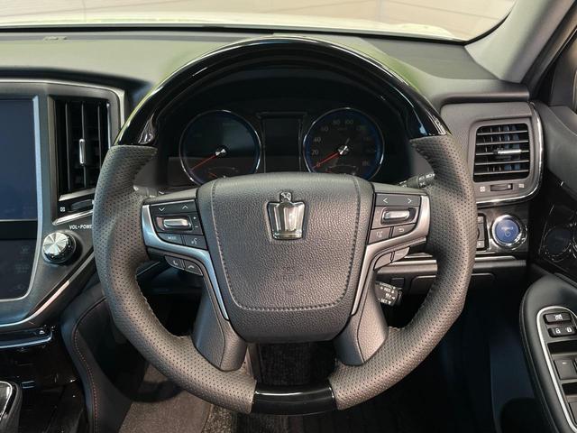 クラウンハイブリッド アスリートS 純正ナビ バックカメラ プリクラッシュセーフティ レーダークルーズ 禁煙車 シートヒーター コーナーセンサー スマートキー LEDヘッド ETC 車線逸脱警報 オートライト デュアルオートエアコン(11枚目)