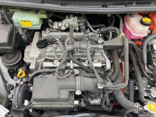 アクア G 禁煙車 スマートキー オートライト オートエアコン CD 電動格納ミラー 盗難防止装置 バニティミラー AUX ドアバイザー プライバシーガラス(18枚目)