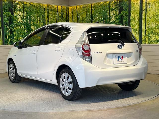 アクア G 禁煙車 スマートキー オートライト オートエアコン CD 電動格納ミラー 盗難防止装置 バニティミラー AUX ドアバイザー プライバシーガラス(27枚目)