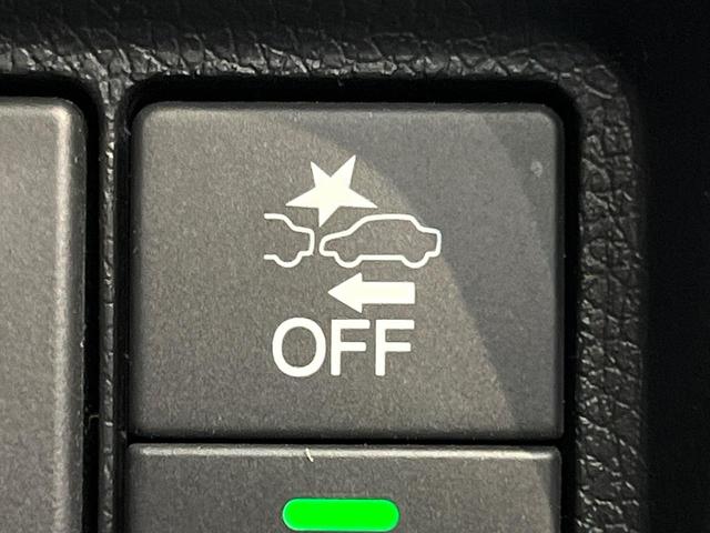 シャトル ハイブリッドX ホンダセンシング 純正ナビ バックカメラ ホンダセンシング レーダークルーズ 禁煙車 ハーフレザーシート シートヒーター スマートキー LEDヘッド ETC 車線逸脱警報 誤発進抑制機能 先行車発進お知らせ機能(5枚目)