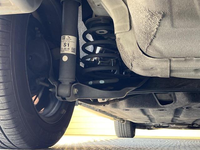 シャトル ハイブリッドX ホンダセンシング 純正ナビ バックカメラ ホンダセンシング レーダークルーズ 禁煙車 ハーフレザーシート シートヒーター スマートキー LEDヘッド ETC 車線逸脱警報 誤発進抑制機能 先行車発進お知らせ機能(23枚目)