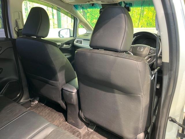 シャトル ハイブリッドX ホンダセンシング 純正ナビ バックカメラ ホンダセンシング レーダークルーズ 禁煙車 ハーフレザーシート シートヒーター スマートキー LEDヘッド ETC 車線逸脱警報 誤発進抑制機能 先行車発進お知らせ機能(40枚目)