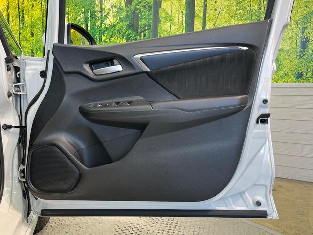 シャトル ハイブリッドX ホンダセンシング 純正ナビ バックカメラ ホンダセンシング レーダークルーズ 禁煙車 ハーフレザーシート シートヒーター スマートキー LEDヘッド ETC 車線逸脱警報 誤発進抑制機能 先行車発進お知らせ機能(44枚目)