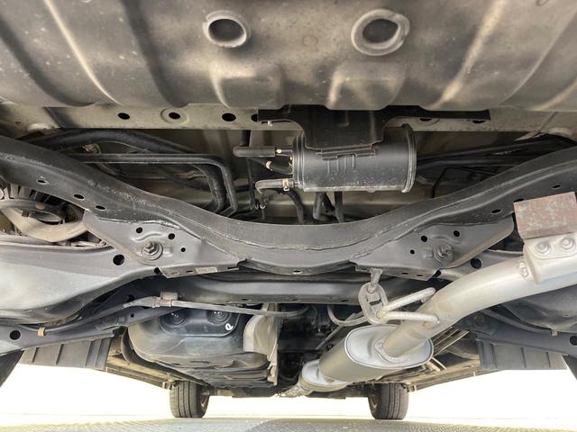 エルグランド 250ハイウェイスター 両側電動スライド 10型ナビ 禁煙車 ハーフレザーシート コーナーセンサー LEDヘッド ETC オートライト デュアルオートエアコン オットマン 純正18インチアルミ Bluetooth再生(20枚目)