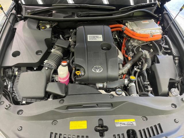 クラウンハイブリッド ロイヤルサルーン バックカメラ 衝突被害軽減システム レーダークルーズ 禁煙車 コーナーセンサー スマートキー HIDヘッド ビルトインETC 車線逸脱警報 オートライト デュアルエアコン 純正17インチアルミ(18枚目)