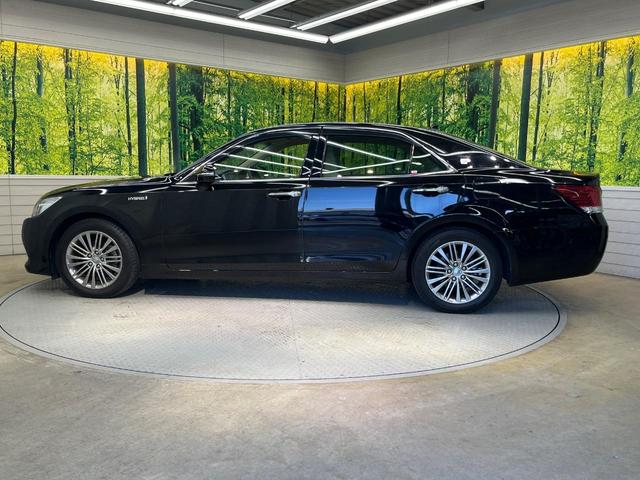 クラウンハイブリッド ロイヤルサルーン バックカメラ 衝突被害軽減システム レーダークルーズ 禁煙車 コーナーセンサー スマートキー HIDヘッド ビルトインETC 車線逸脱警報 オートライト デュアルエアコン 純正17インチアルミ(25枚目)