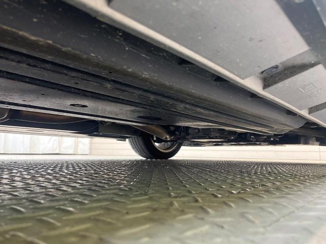 レヴォーグ １．６ＳＴＩスポーツアイサイト　４ＷＤ　フルエアロ　純正ＳＤナビ　サイドカメラ　バックカメラ　衝突被害軽減システム　レーダークルーズ　禁煙車　レザーシート　コーナーセンサー　スマートキー　ＬＥＤヘッド　ビルトインＥＴＣ（22枚目）