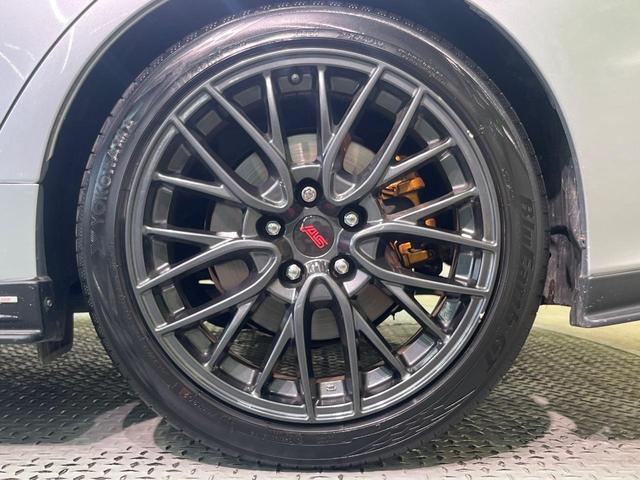 レヴォーグ １．６ＳＴＩスポーツアイサイト　４ＷＤ　フルエアロ　純正ＳＤナビ　サイドカメラ　バックカメラ　衝突被害軽減システム　レーダークルーズ　禁煙車　レザーシート　コーナーセンサー　スマートキー　ＬＥＤヘッド　ビルトインＥＴＣ（28枚目）