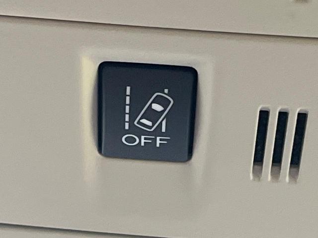 レヴォーグ １．６ＳＴＩスポーツアイサイト　４ＷＤ　フルエアロ　純正ＳＤナビ　サイドカメラ　バックカメラ　衝突被害軽減システム　レーダークルーズ　禁煙車　レザーシート　コーナーセンサー　スマートキー　ＬＥＤヘッド　ビルトインＥＴＣ（63枚目）