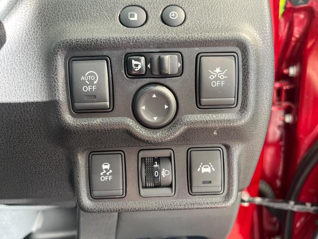 ノート Ｘ　ＤＩＧ－Ｓ　ナビ　全周囲カメラ　エマージェンシーブレーキ　禁煙車　コーナーセンサー　スマートキー　ＥＴＣ　車線逸脱警報　オートライト　オートエアコン　Ｂｌｕｅｔｏｏｔｈ　ＣＤ／ＤＶＤ再生　フルセグ　横滑防止装置（48枚目）