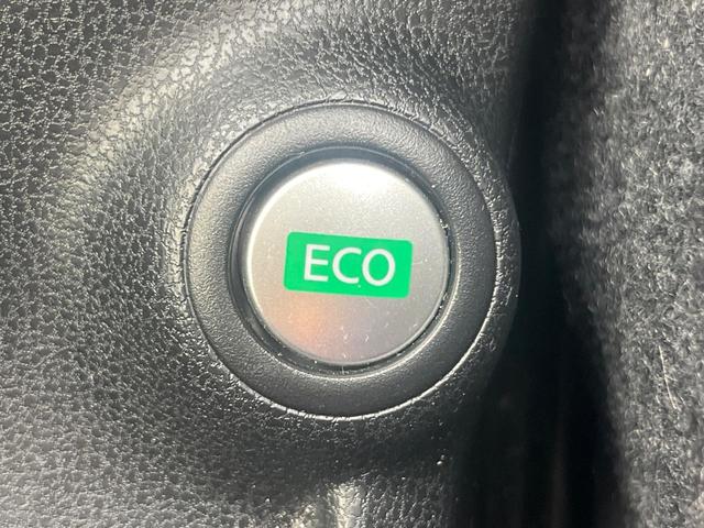 ノート Ｘ　ＤＩＧ－Ｓ　ナビ　全周囲カメラ　エマージェンシーブレーキ　禁煙車　コーナーセンサー　スマートキー　ＥＴＣ　車線逸脱警報　オートライト　オートエアコン　Ｂｌｕｅｔｏｏｔｈ　ＣＤ／ＤＶＤ再生　フルセグ　横滑防止装置（53枚目）