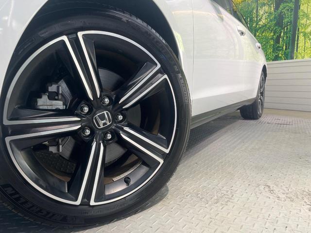 アコード e:HEV 純正12.3インチナビ 全周囲カメラ BOSE ホンダセンシング レーダークルーズ 禁煙車 革シート シートヒーター コーナーセンサー スマートキー LEDヘッド ETC オートマチックハイビーム(12枚目)