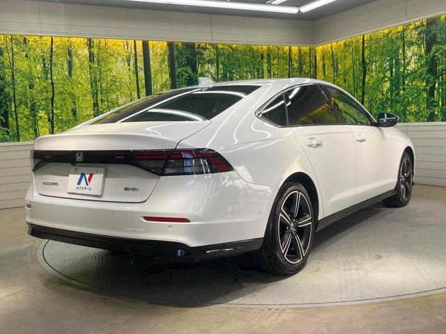 アコード e:HEV 純正12.3インチナビ 全周囲カメラ BOSE ホンダセンシング レーダークルーズ 禁煙車 革シート シートヒーター コーナーセンサー スマートキー LEDヘッド ETC オートマチックハイビーム(16枚目)