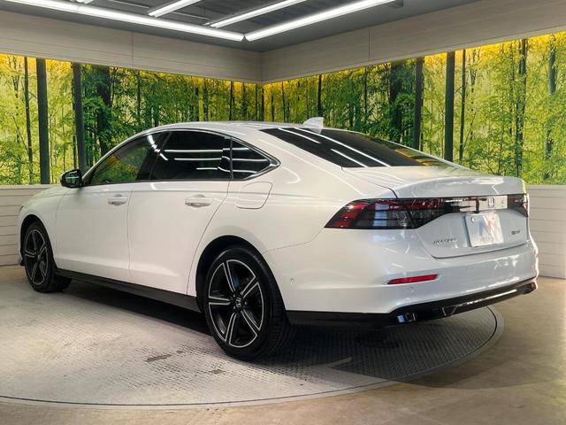 アコード e:HEV 純正12.3インチナビ 全周囲カメラ BOSE ホンダセンシング レーダークルーズ 禁煙車 革シート シートヒーター コーナーセンサー スマートキー LEDヘッド ETC オートマチックハイビーム(25枚目)