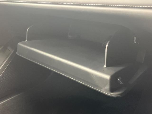 アコード e:HEV 純正12.3インチナビ 全周囲カメラ BOSE ホンダセンシング レーダークルーズ 禁煙車 革シート シートヒーター コーナーセンサー スマートキー LEDヘッド ETC オートマチックハイビーム(46枚目)