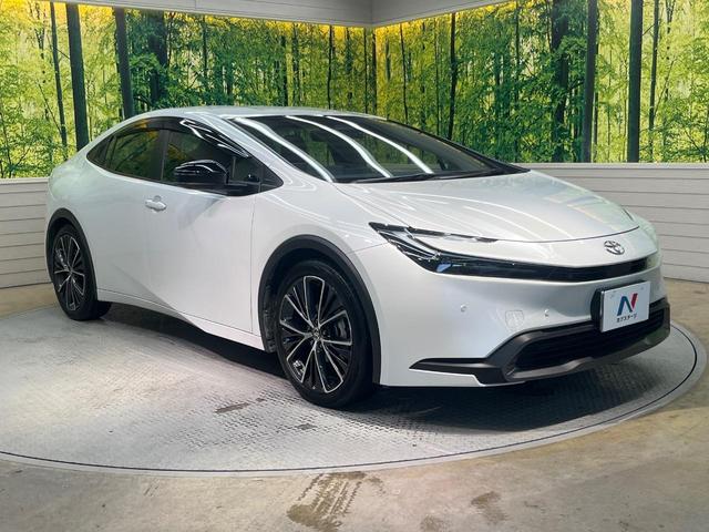 プリウス Ｇ　全周囲カメラ　トヨタセーフティセンス　レーダークルーズ　禁煙車　シートヒーター　コーナーセンサー　レーンキープ　スマートキー　ＬＥＤヘッド　ディスプレイオーディオ　ＥＴＣ　オートマチックハイビーム（16枚目）