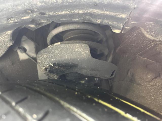 プリウス Ｇ　全周囲カメラ　トヨタセーフティセンス　レーダークルーズ　禁煙車　シートヒーター　コーナーセンサー　レーンキープ　スマートキー　ＬＥＤヘッド　ディスプレイオーディオ　ＥＴＣ　オートマチックハイビーム（23枚目）