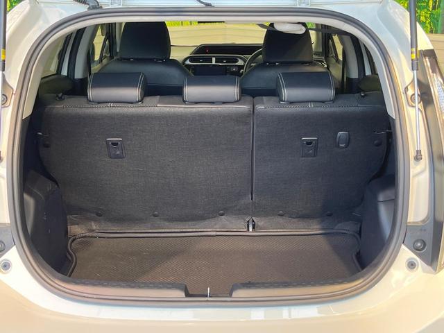 アクア G G’s 8型BIG-X バックカメラ プリクラッシュセーフティ 禁煙車 ハーフレザーシート LEDヘッド ETC クルコン オートマチックハイビーム 車線逸脱警報 先行車発進お知らせ機能 オートライト(10枚目)