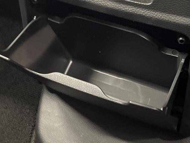 N-BOXカスタム G・Lホンダセンシング 電動スライドドア SDナビ バックカメラ 衝突被害軽減システム レーダークルーズ 禁煙車 コーナーセンサー スマートキー LEDヘッド ビルトインETC オートハイビーム 車線逸脱警報 オートライト(63枚目)