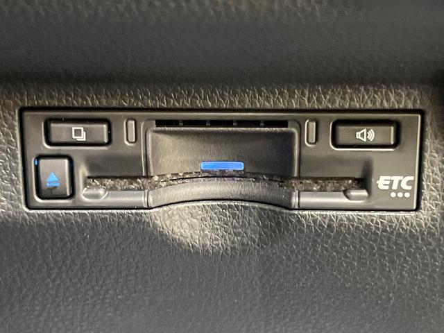 シエンタ ハイブリッドZ 10型ディスプレイオーディオ 両側電動ドア 全周囲カメラ 衝突被害軽減システム 禁煙車 コーナーセンサー スマートキー LEDヘッド ETC クルコン 車線逸脱警報 オートライト オートエアコン(7枚目)