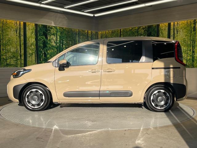 シエンタ ハイブリッドZ 10型ディスプレイオーディオ 両側電動ドア 全周囲カメラ 衝突被害軽減システム 禁煙車 コーナーセンサー スマートキー LEDヘッド ETC クルコン 車線逸脱警報 オートライト オートエアコン(25枚目)