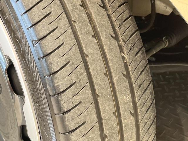 シエンタ ハイブリッドZ 10型ディスプレイオーディオ 両側電動ドア 全周囲カメラ 衝突被害軽減システム 禁煙車 コーナーセンサー スマートキー LEDヘッド ETC クルコン 車線逸脱警報 オートライト オートエアコン(34枚目)