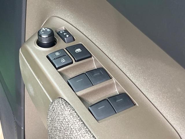 シエンタ ハイブリッドZ 10型ディスプレイオーディオ 両側電動ドア 全周囲カメラ 衝突被害軽減システム 禁煙車 コーナーセンサー スマートキー LEDヘッド ETC クルコン 車線逸脱警報 オートライト オートエアコン(52枚目)