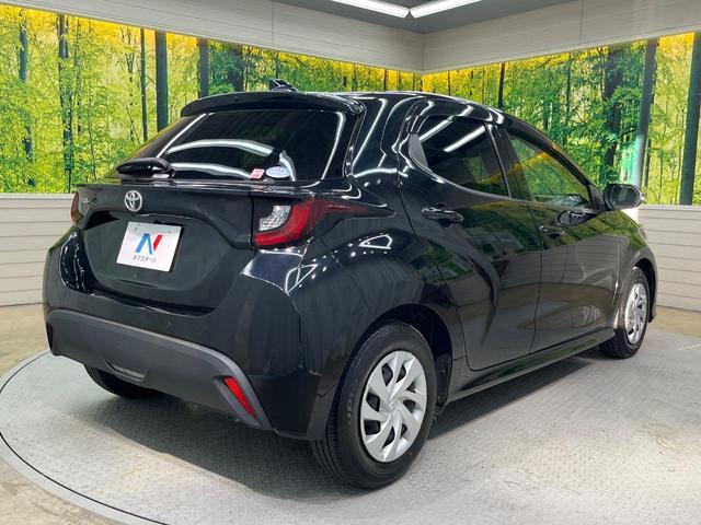 ヤリス G ディスプレイオーディオ 全周囲カメラ 衝突被害軽減システム 禁煙車 コーナーセンサー スマートキー オートハイビーム 車線逸脱警報 オートライト オートエアコン Bluetooth(17枚目)