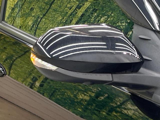 ヤリス G ディスプレイオーディオ 全周囲カメラ 衝突被害軽減システム 禁煙車 コーナーセンサー スマートキー オートハイビーム 車線逸脱警報 オートライト オートエアコン Bluetooth(28枚目)