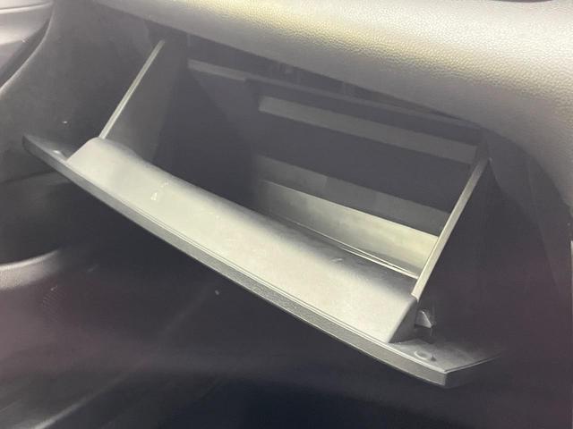 ヤリス G ディスプレイオーディオ 全周囲カメラ 衝突被害軽減システム 禁煙車 コーナーセンサー スマートキー オートハイビーム 車線逸脱警報 オートライト オートエアコン Bluetooth(58枚目)