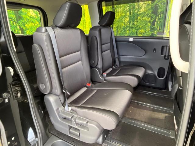 セレナ e-パワー ハイウェイスターV ディスプレイオーディオ 両側電動ドア 後席モニター 全周囲カメラ 衝突被害軽減システム レーダークルーズ 禁煙車 コーナーセンサー スマートキー LEDヘッド ETC オートライト オートエアコン(9枚目)