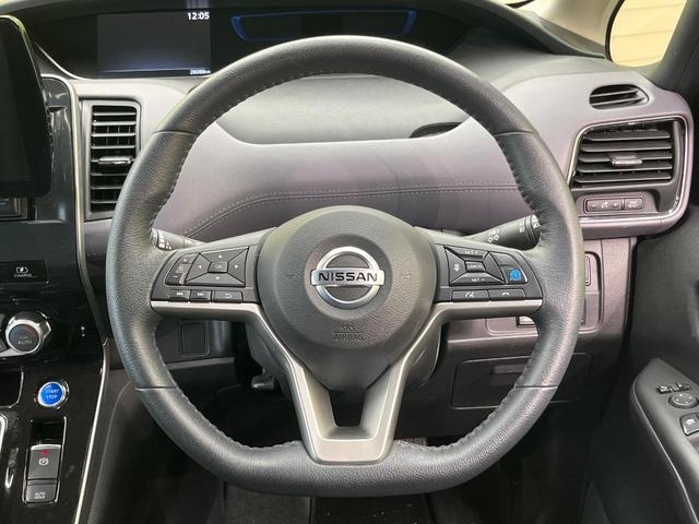 セレナ e-パワー ハイウェイスターV ディスプレイオーディオ 両側電動ドア 後席モニター 全周囲カメラ 衝突被害軽減システム レーダークルーズ 禁煙車 コーナーセンサー スマートキー LEDヘッド ETC オートライト オートエアコン(12枚目)