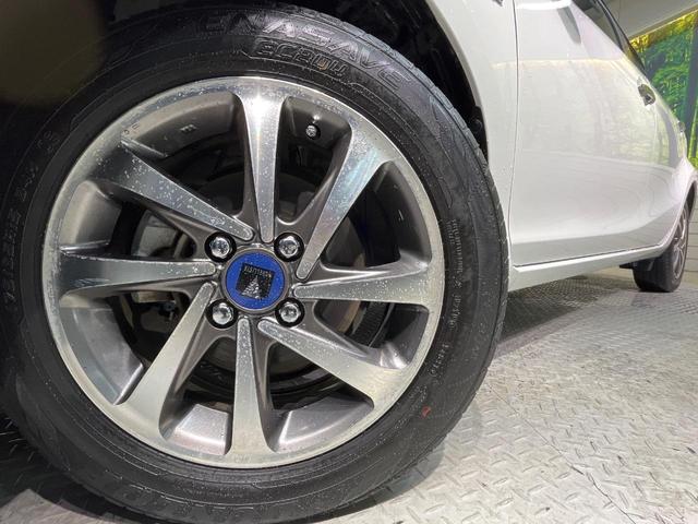 アクア Sスタイルブラック 純正SDナビ バックカメラ 衝突被害軽減システム 禁煙車 スマートキー LEDヘッド ビルトインETC オートハイビーム 車線逸脱警報 オートライト オートエアコン 純正15インチアルミ(12枚目)