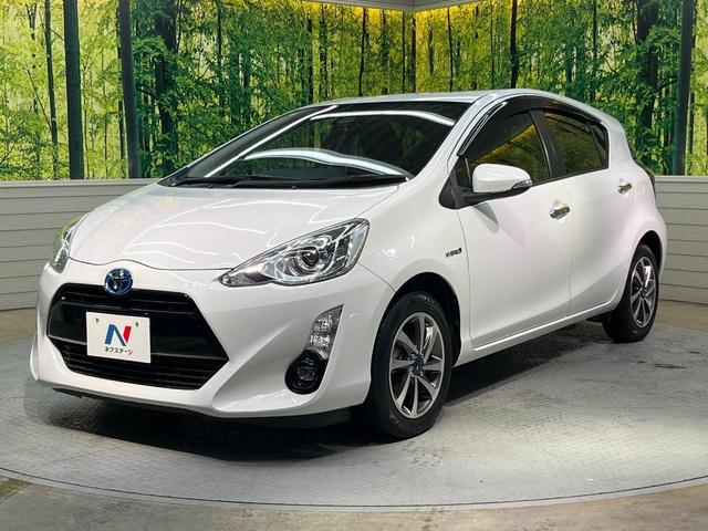 アクア Sスタイルブラック 純正SDナビ バックカメラ 衝突被害軽減システム 禁煙車 スマートキー LEDヘッド ビルトインETC オートハイビーム 車線逸脱警報 オートライト オートエアコン 純正15インチアルミ(24枚目)