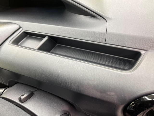 アクア Sスタイルブラック 純正SDナビ バックカメラ 衝突被害軽減システム 禁煙車 スマートキー LEDヘッド ビルトインETC オートハイビーム 車線逸脱警報 オートライト オートエアコン 純正15インチアルミ(65枚目)