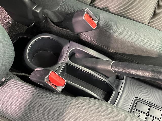 アクア Sスタイルブラック 純正SDナビ バックカメラ 衝突被害軽減システム 禁煙車 スマートキー LEDヘッド ビルトインETC オートハイビーム 車線逸脱警報 オートライト オートエアコン 純正15インチアルミ(66枚目)